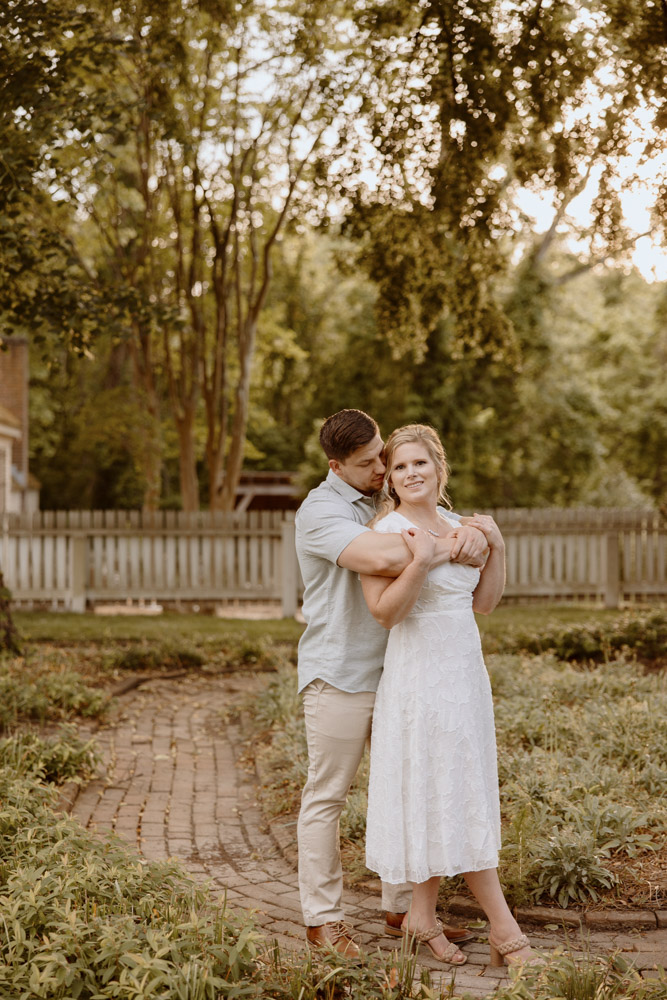 Engagement session photos at sunset in Williamsburg, Virginia.