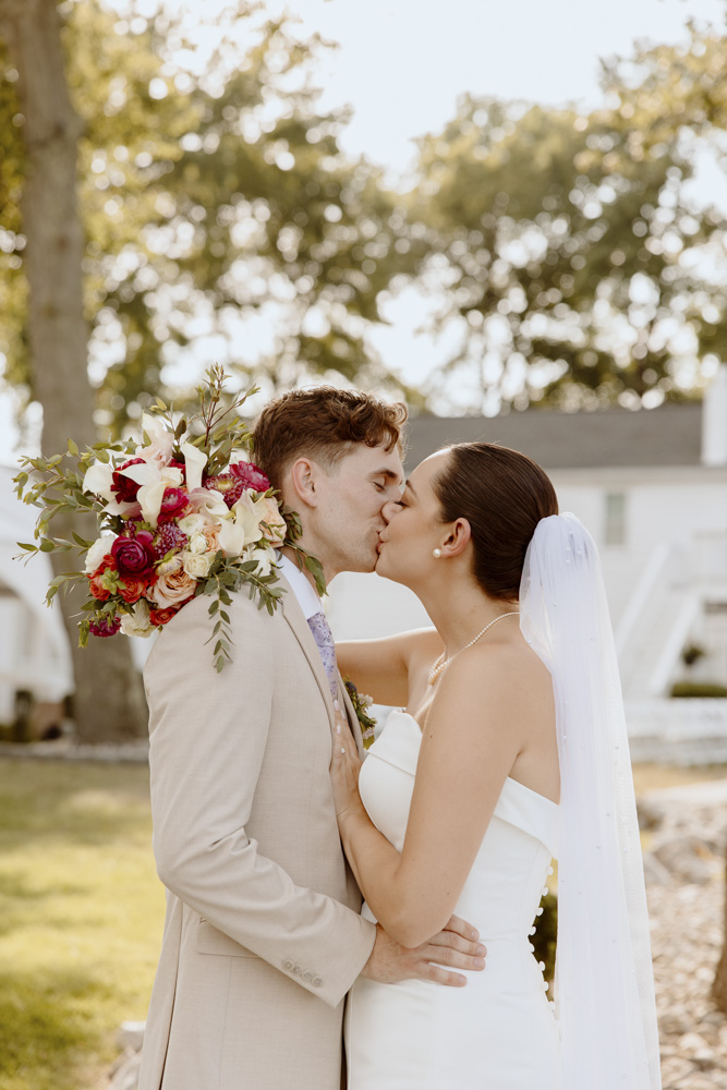 Summer wedding portraits at Maryland water front wedding venue, Celebrations at the Bay.
